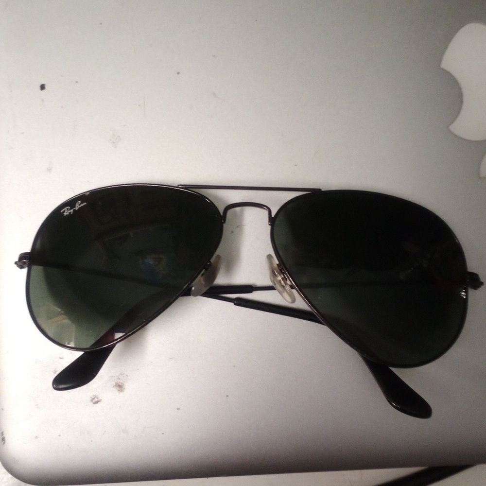 Ray ban aviator sun glasses